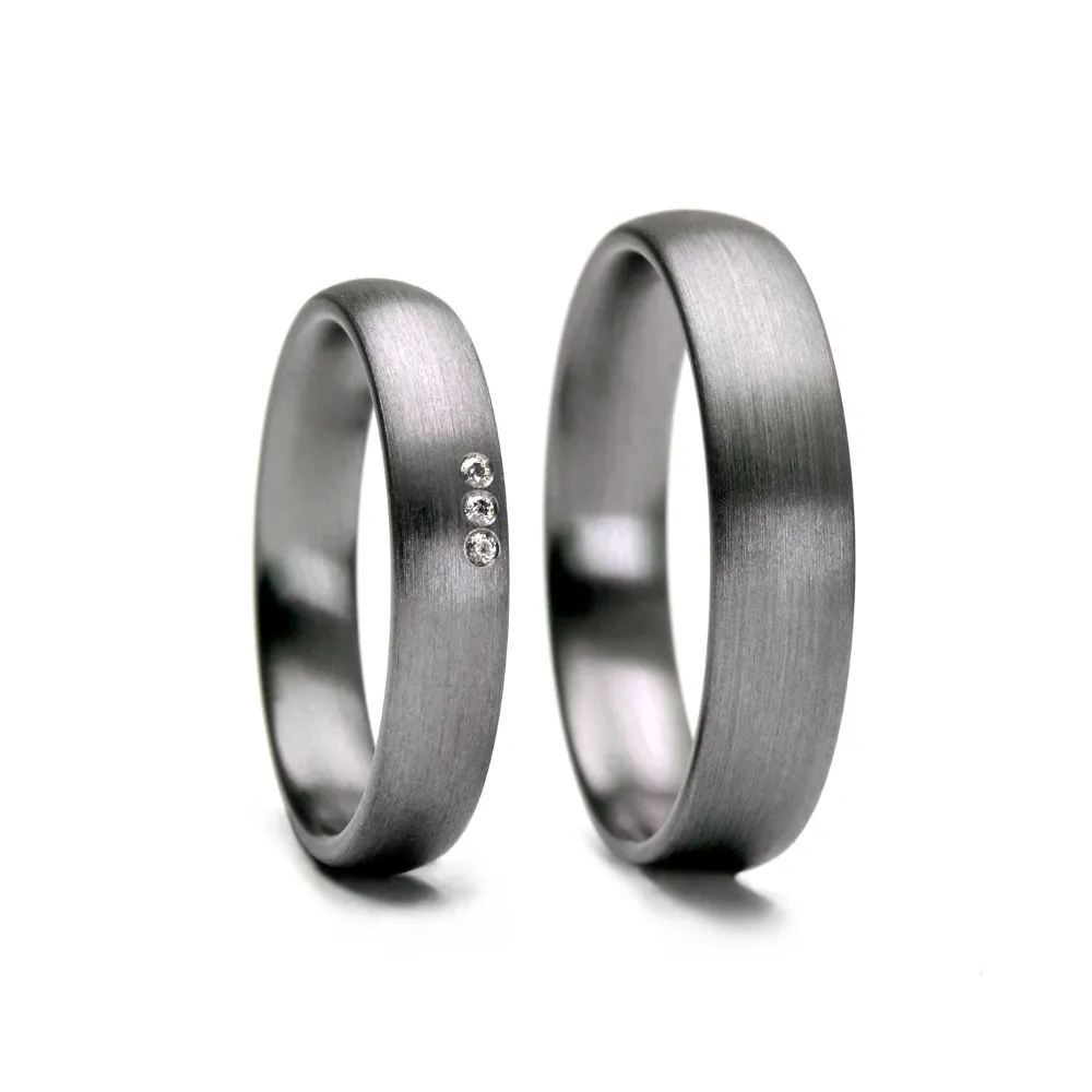 Alianzas de boda de tántalo con diamantes