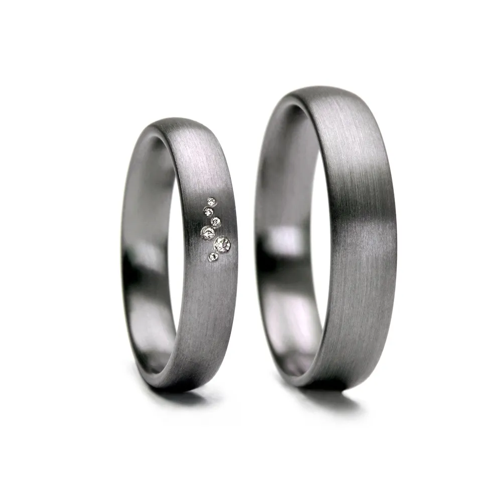 Alianzas de boda de tántalo con diamantes