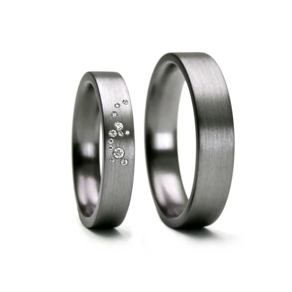 Alianzas de boda de tántalo con diamantes