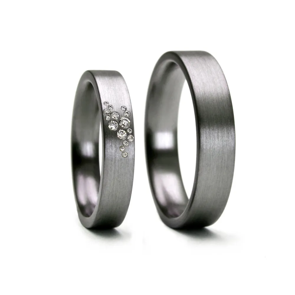 Alianzas de boda de tántalo con diamantes