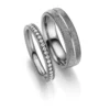 Alianzas de boda de tántalo y platino con diamantes