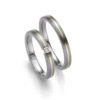 Alianzas de boda de tántalo y oro amarillo con diamante